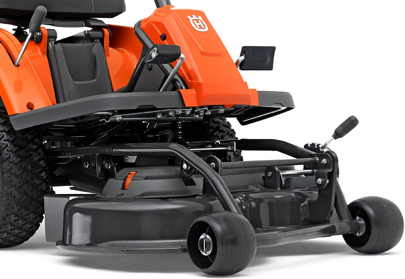Husqvarna_R_112C5_Detail_15805_1a3a0a6a-584e-4c4f-a82f-4fee48acb69d.jpg